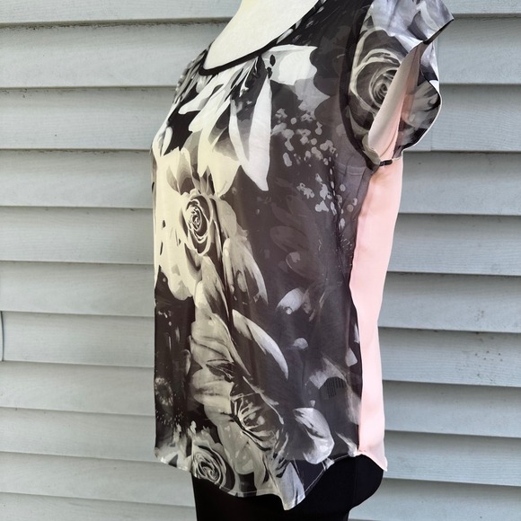 American Eagle Black & White Floral Blouse Cap Sleeve Sheer Top Whimsygoth Sz SP - Picture 6 of 11